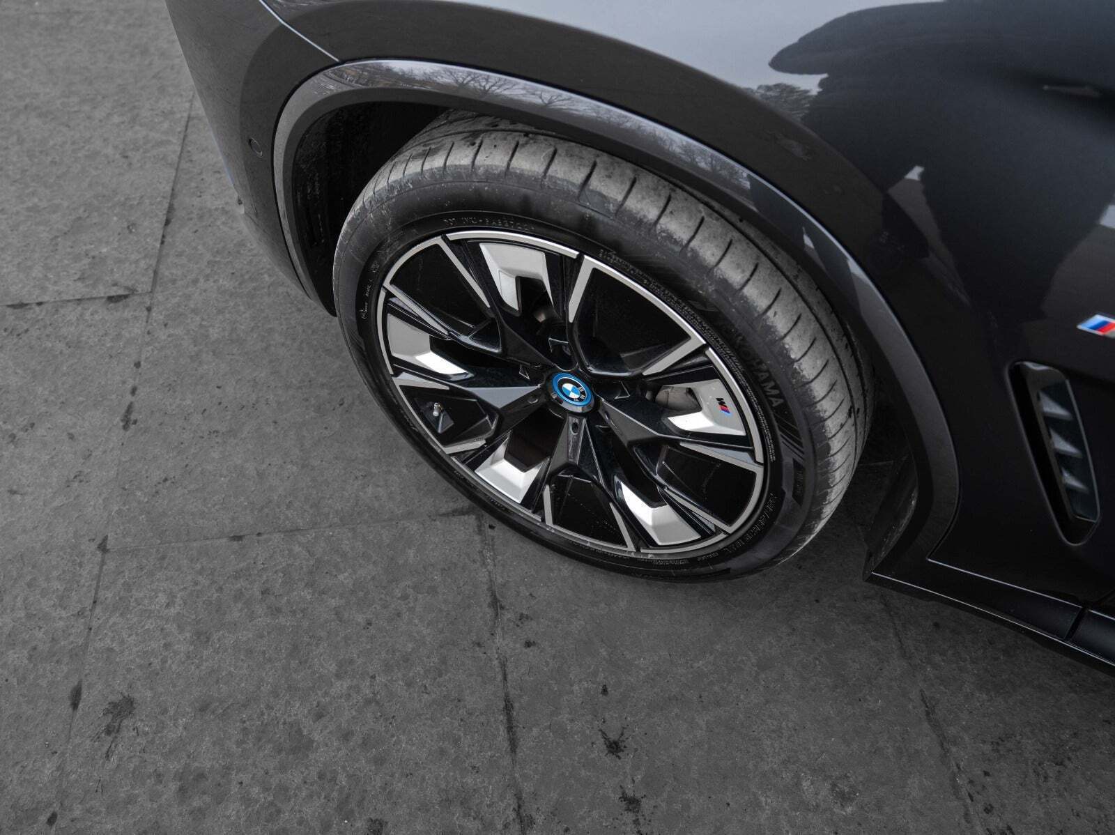 BMW iX3 Charged Plus M-Sport