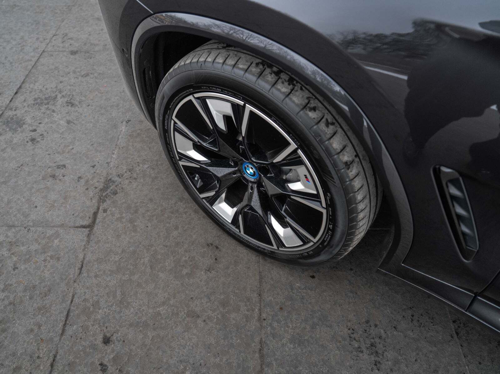 BMW iX3 Charged Plus M-Sport