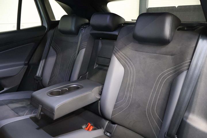 Sølv VW ID.4 fra 2025