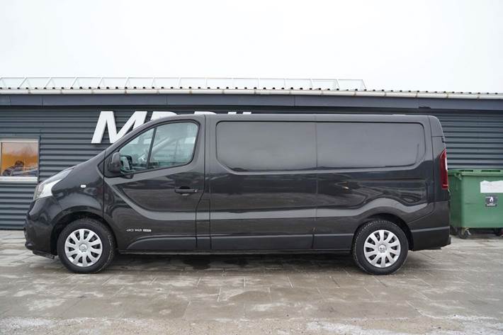 Sort Renault Trafic T29 fra 2018