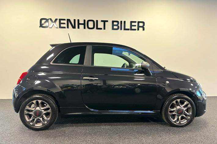 Sort Fiat 500 fra 2016