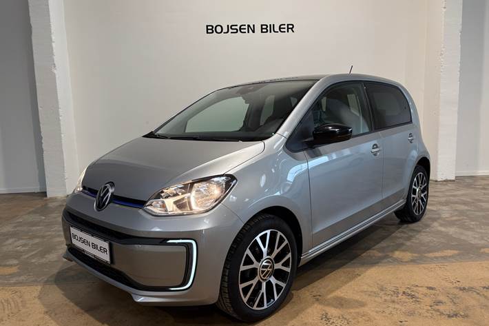 Sølv VW e-up fra 2021 set udefra