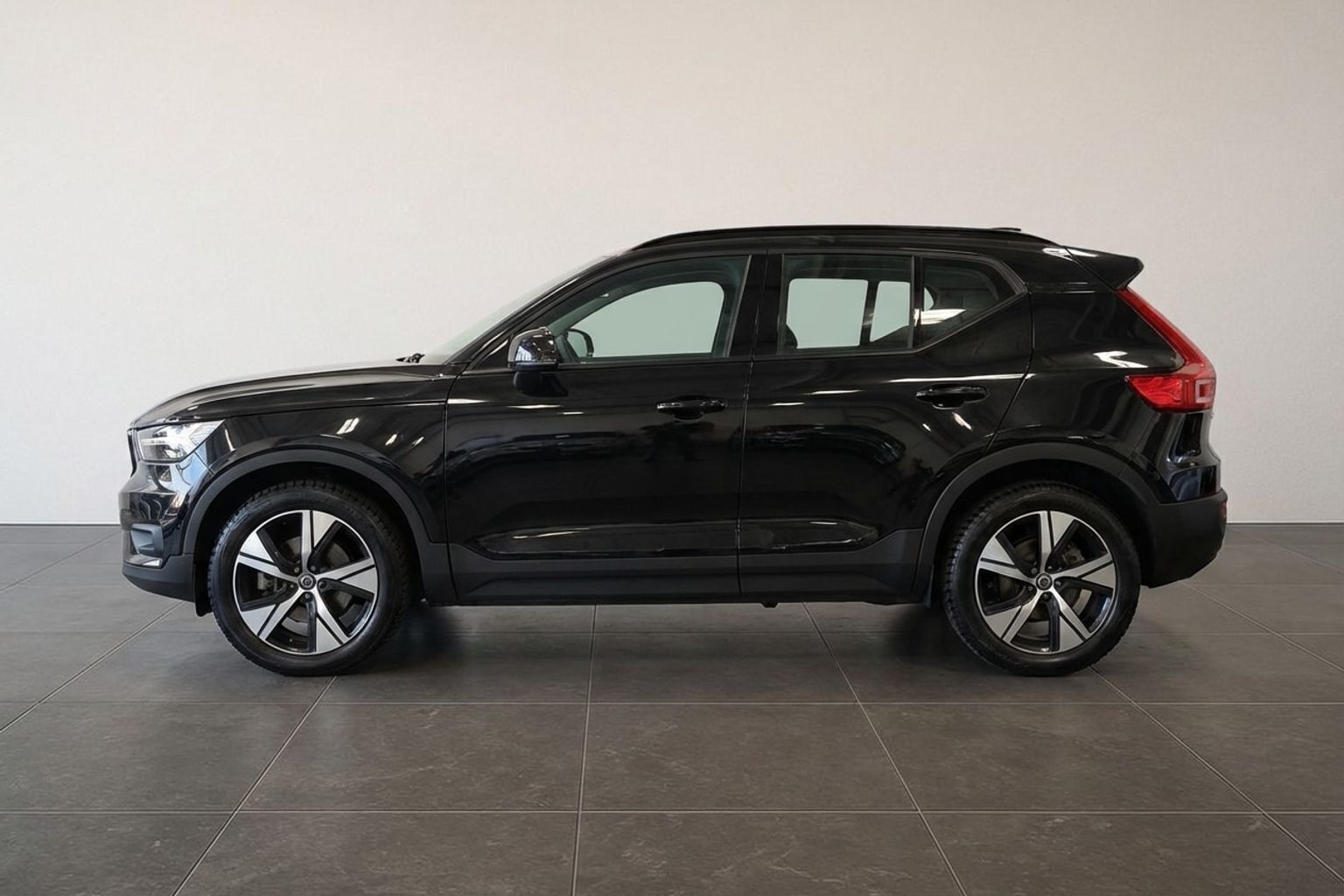 Volvo XC40 P8 Recharge Twin R-design AWD 408HK 5d Aut.