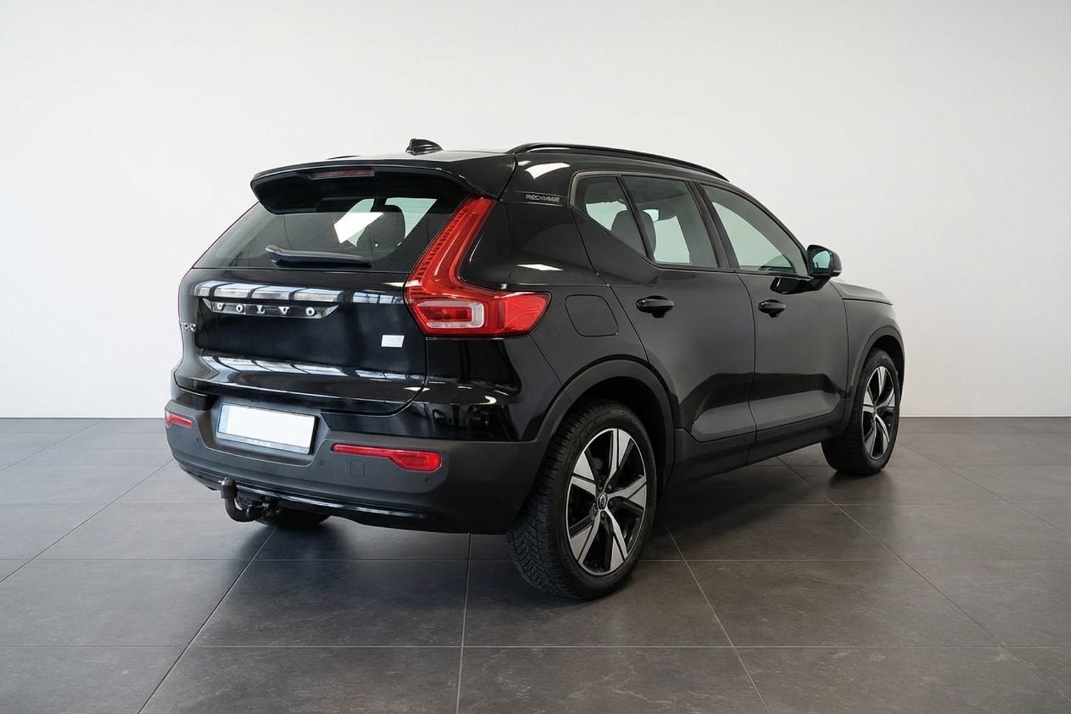 Volvo XC40 P8 Recharge Twin R-design AWD 408HK 5d Aut.