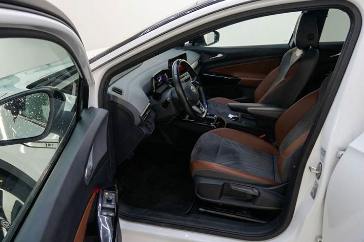 Hvid VW ID.4 fra 2021