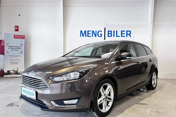 Brun Ford Focus fra 2016 set udefra