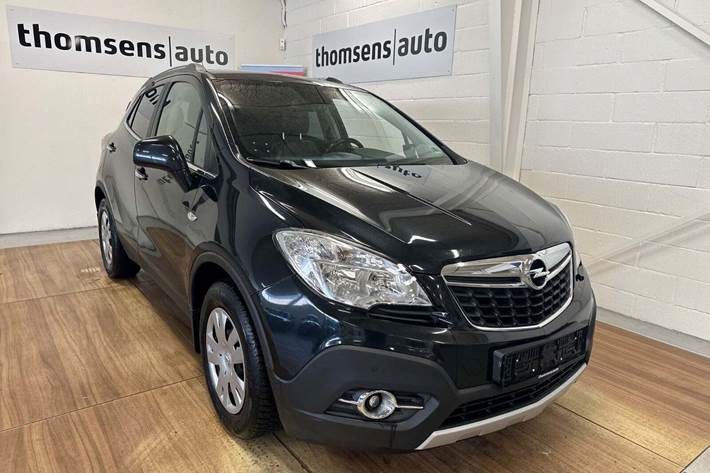 Sort Opel Mokka fra 2014 set udefra