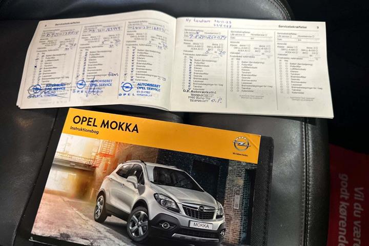 Sort Opel Mokka fra 2014