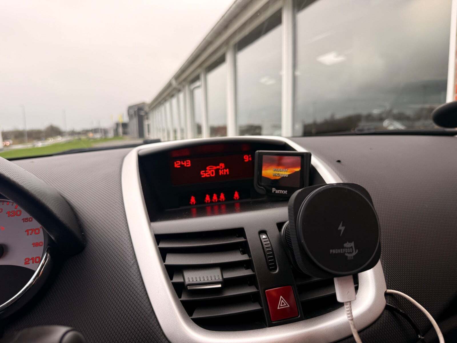 Peugeot 207 1,4 HDi 68