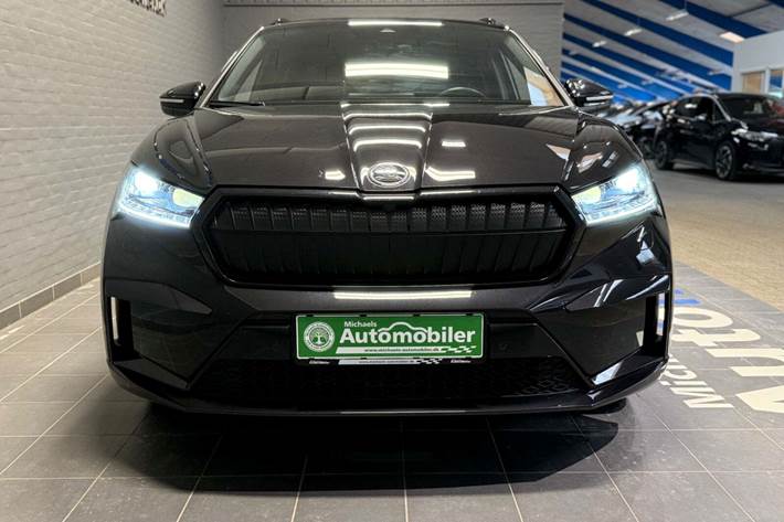 Sort Skoda Enyaq fra 2023