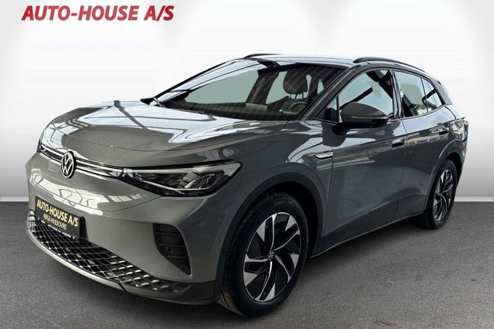 Grå VW ID.4 fra 2023 set udefra