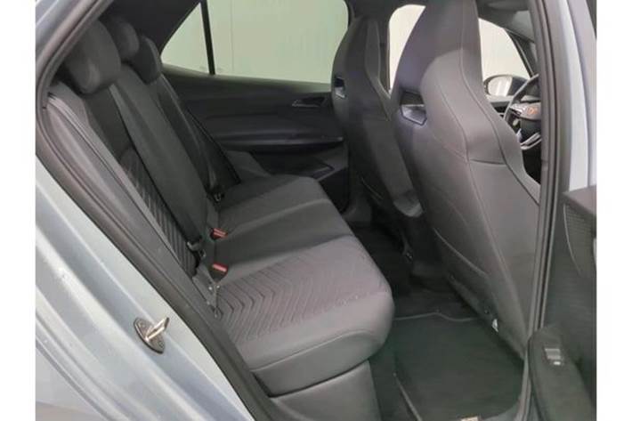 Grå Cupra Born fra 2022