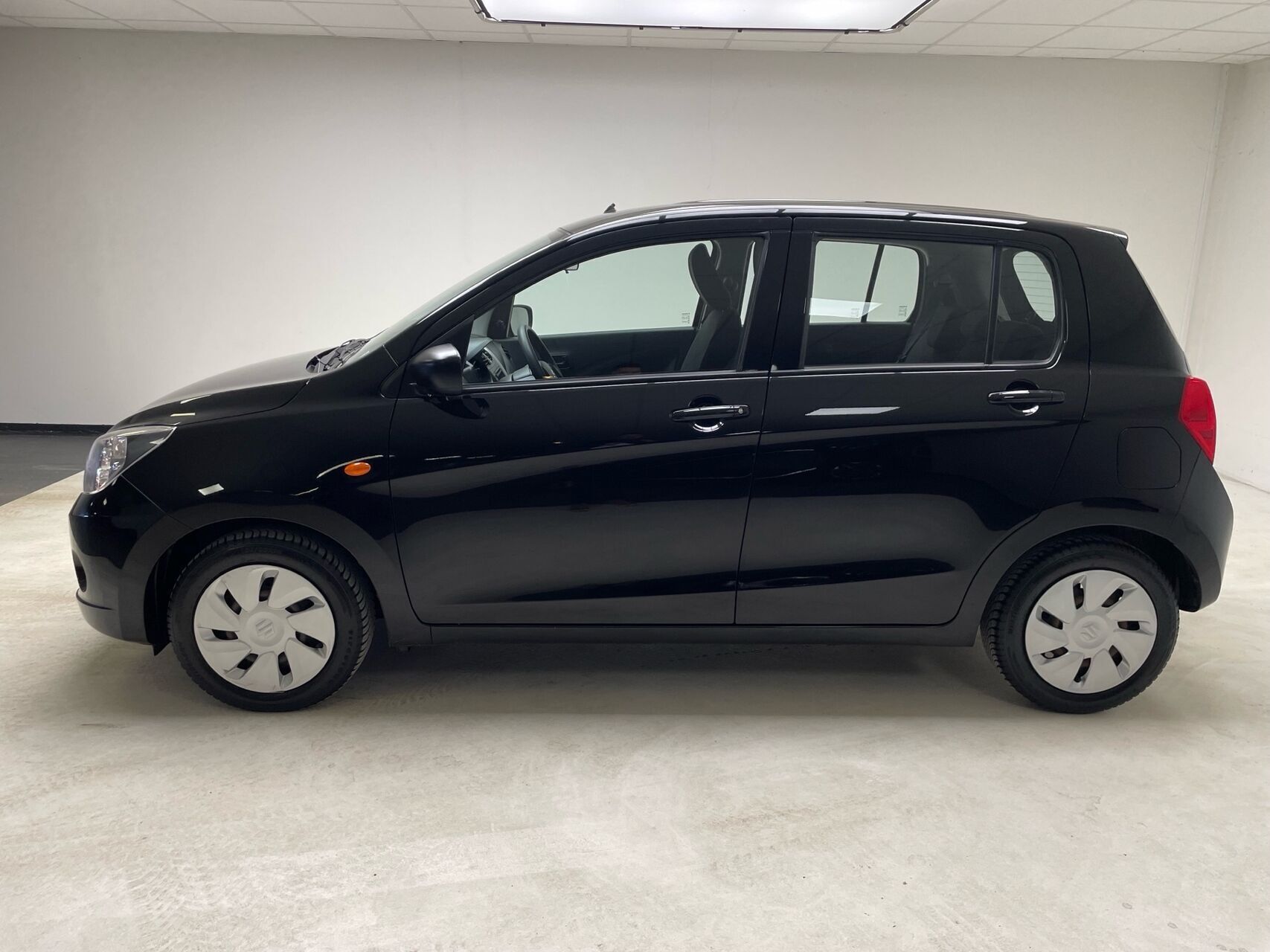 Suzuki Celerio 1,0 Dualjet 12V Club 68HK 5d