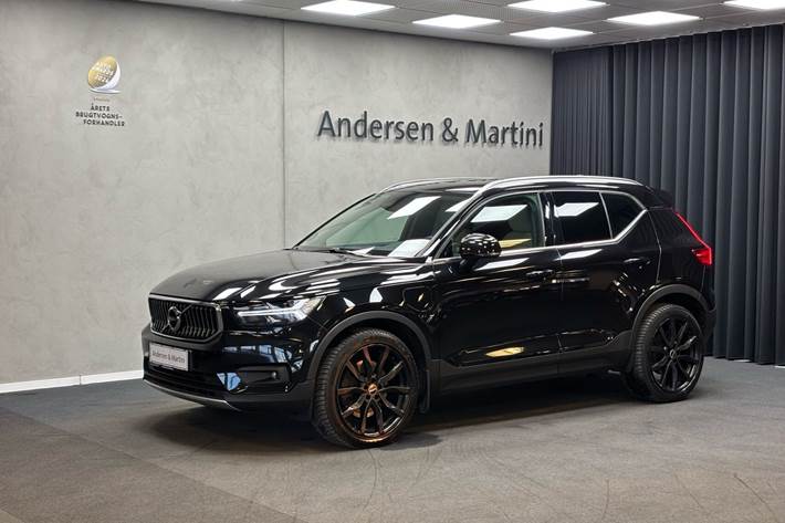 Sort Volvo XC40 fra 2021