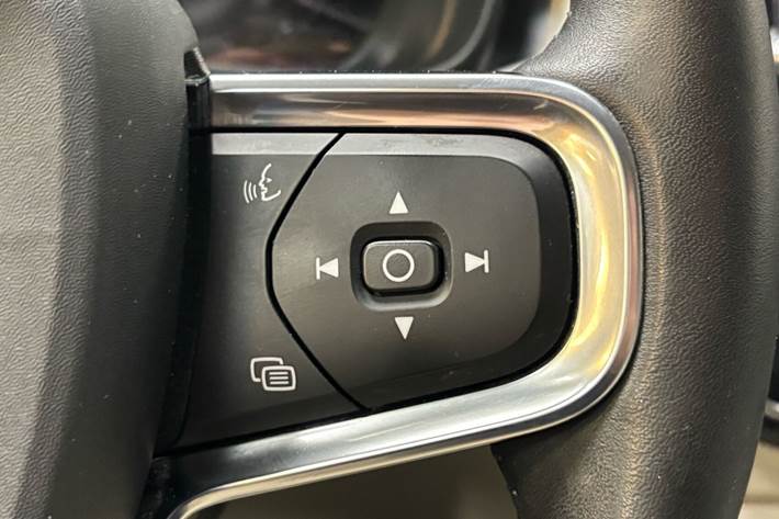 Sort Volvo XC40 fra 2021