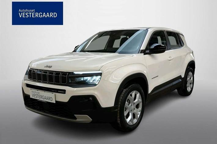 Hvid Jeep Avenger fra 2025 set udefra