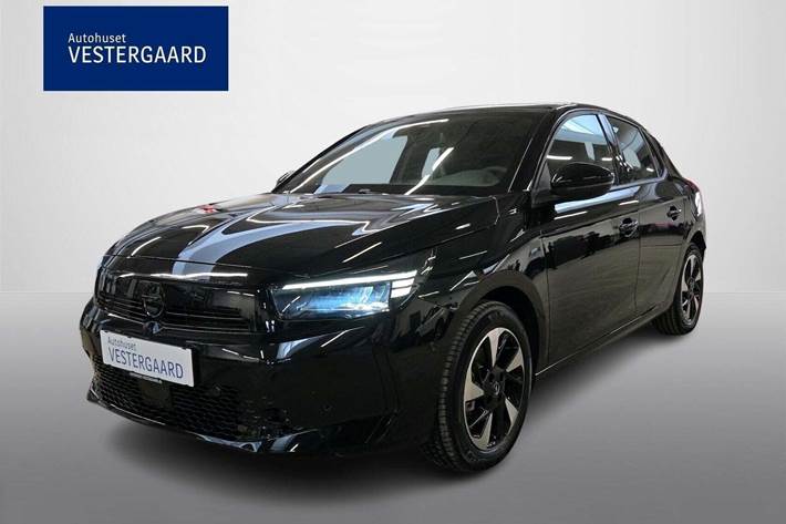 Sort Opel Corsa-e fra 2024 set udefra