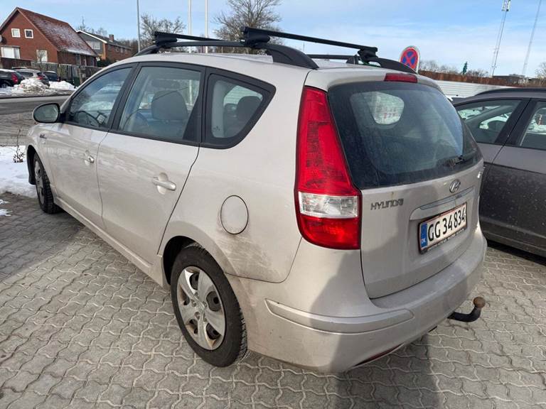 Hyundai i30 1,6 CRDi 90 Blue Drive CW