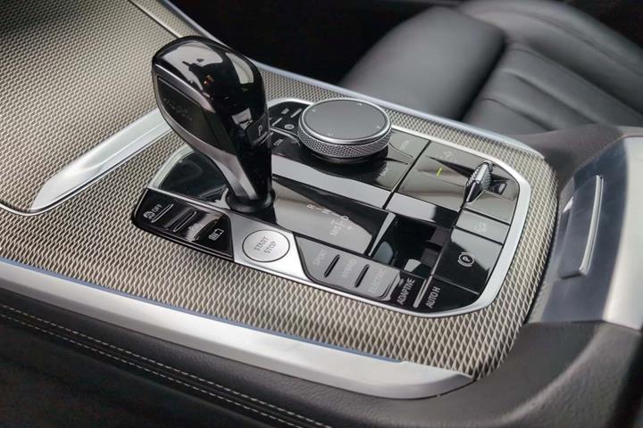 undefined BMW X5 fra 2022