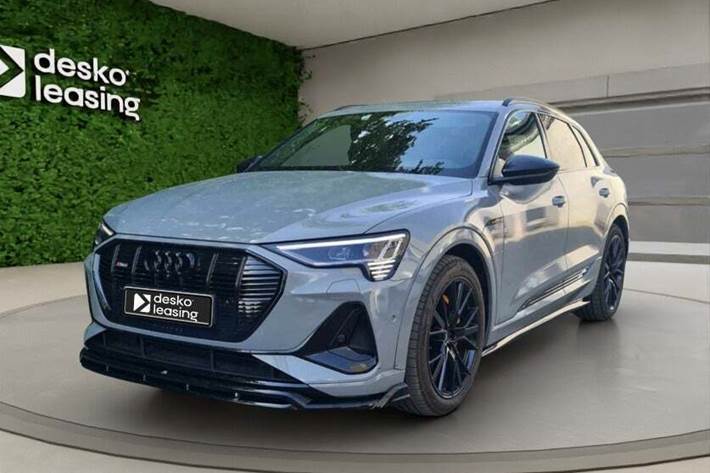 undefined Audi e-tron fra 2022 set udefra