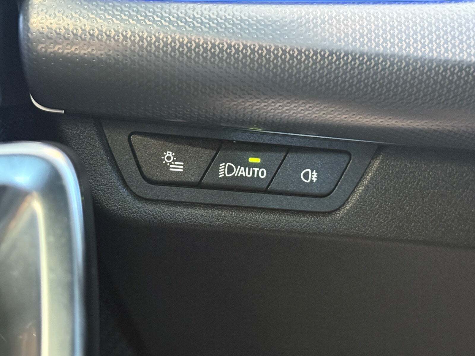 Hvid BMW iX1 fra 2024