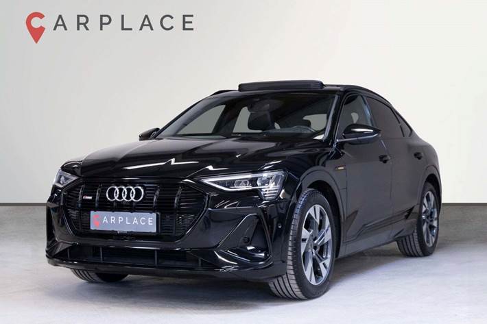 Sort Audi e-tron fra 2022 set udefra