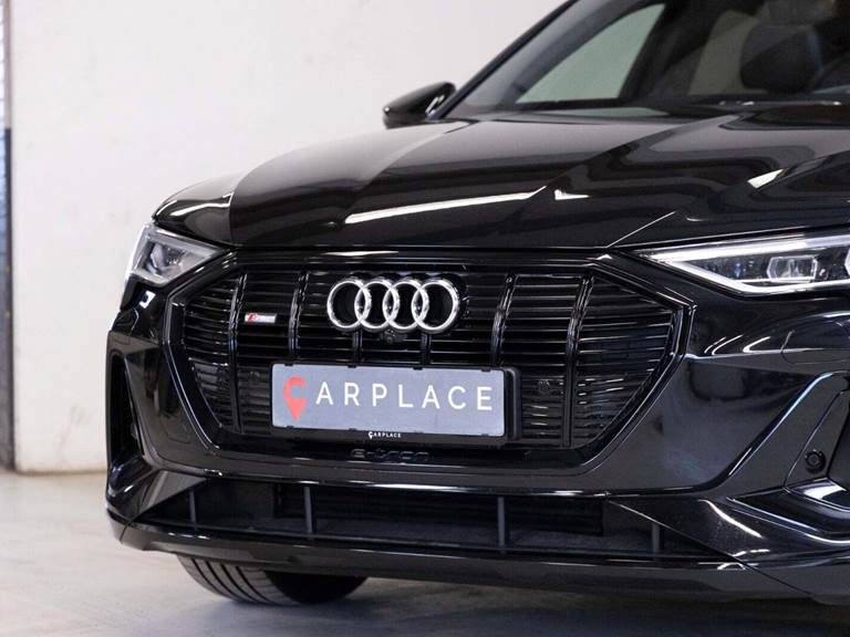 Audi e-tron 55 S-line Sportback quattro