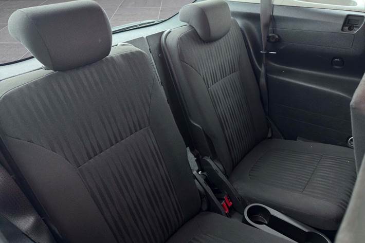 Sort Opel Zafira Tourer fra 2012