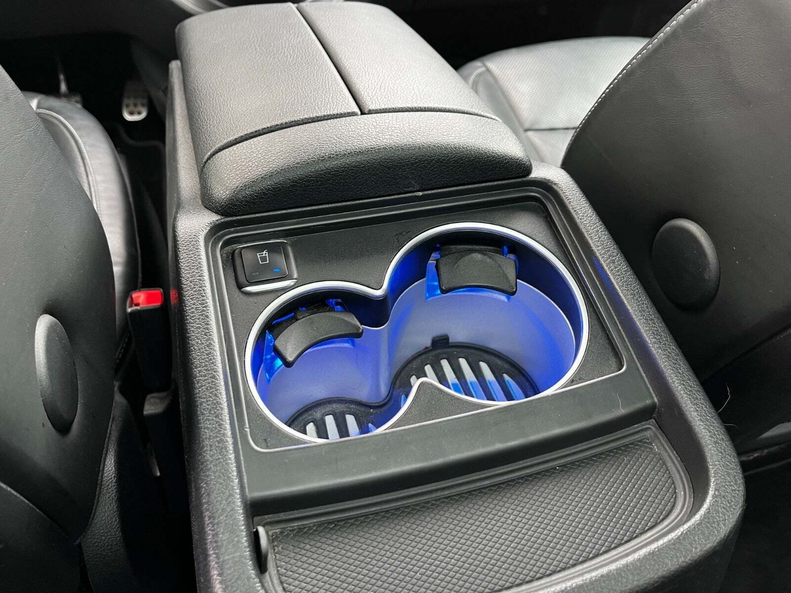 Sort Mercedes V250 d fra 2018