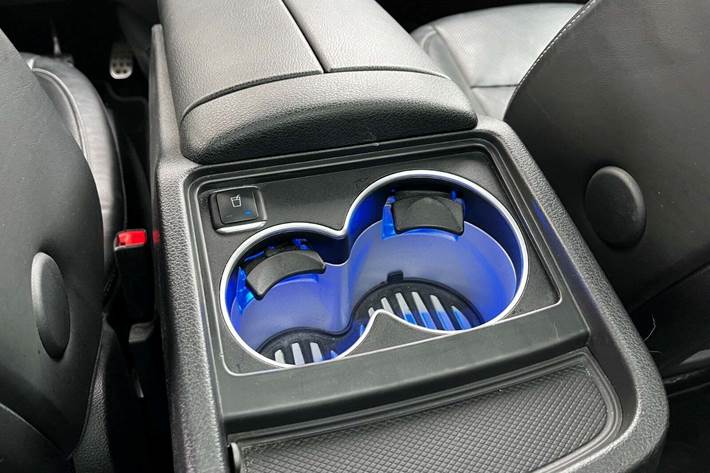 Sort Mercedes V250 d fra 2018