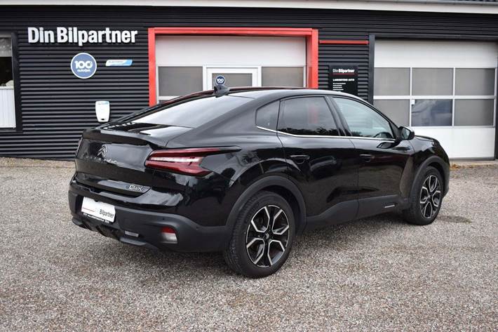 Sort Citroën ë-C4 X fra 2023