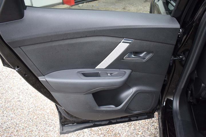 Sort Citroën ë-C4 X fra 2023