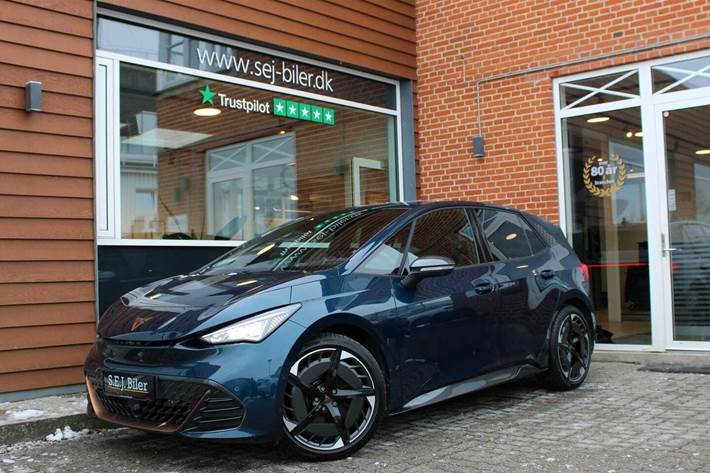 Blå Cupra Born fra 2025