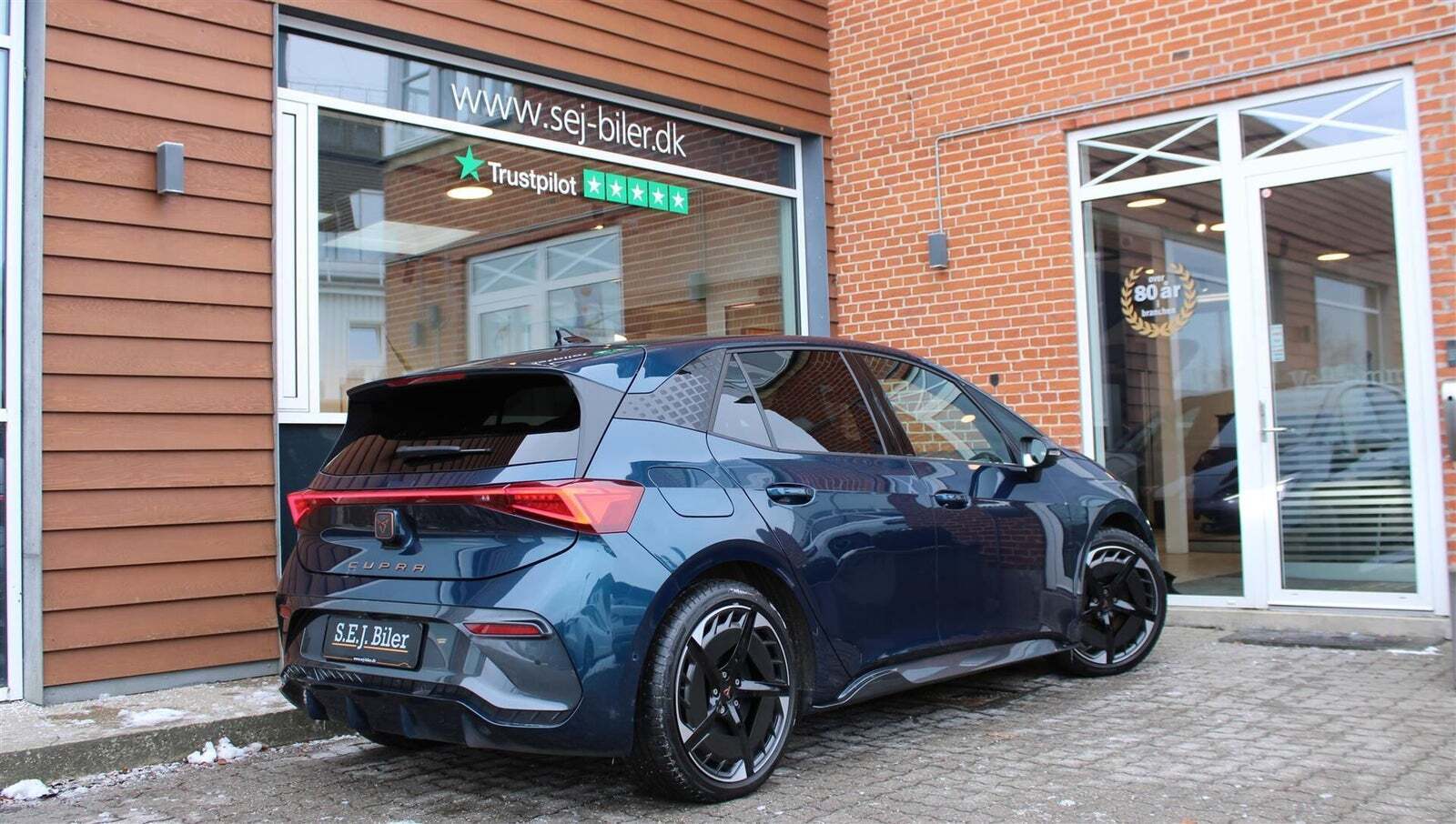 Blå Cupra Born fra 2025