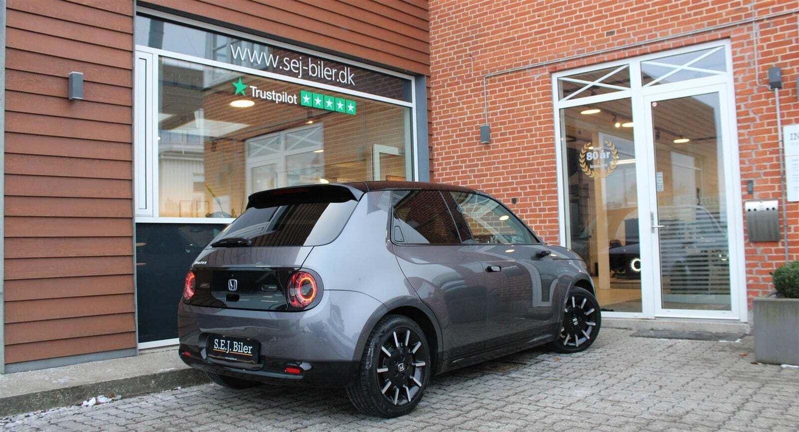 Grå Honda e fra 2020