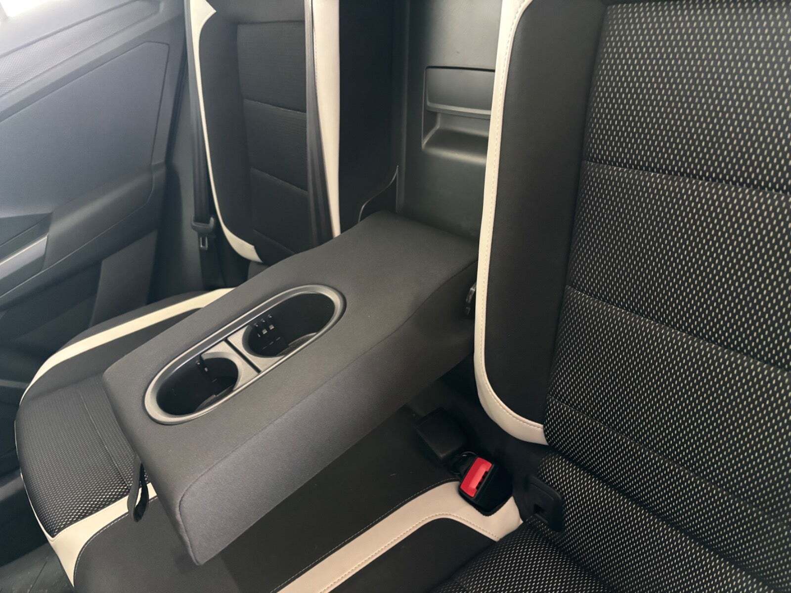 Blå VW T-Roc fra 2020