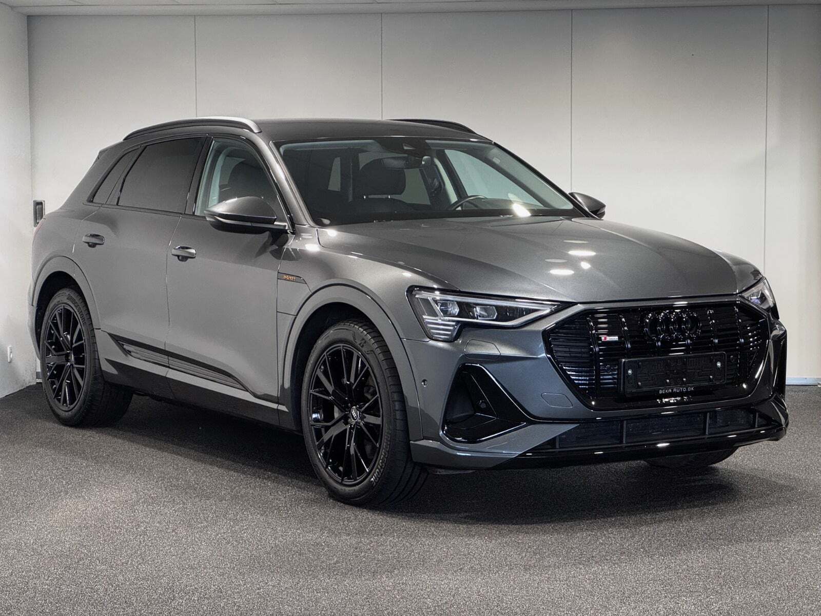 Audi e-tron 55 S-line quattro