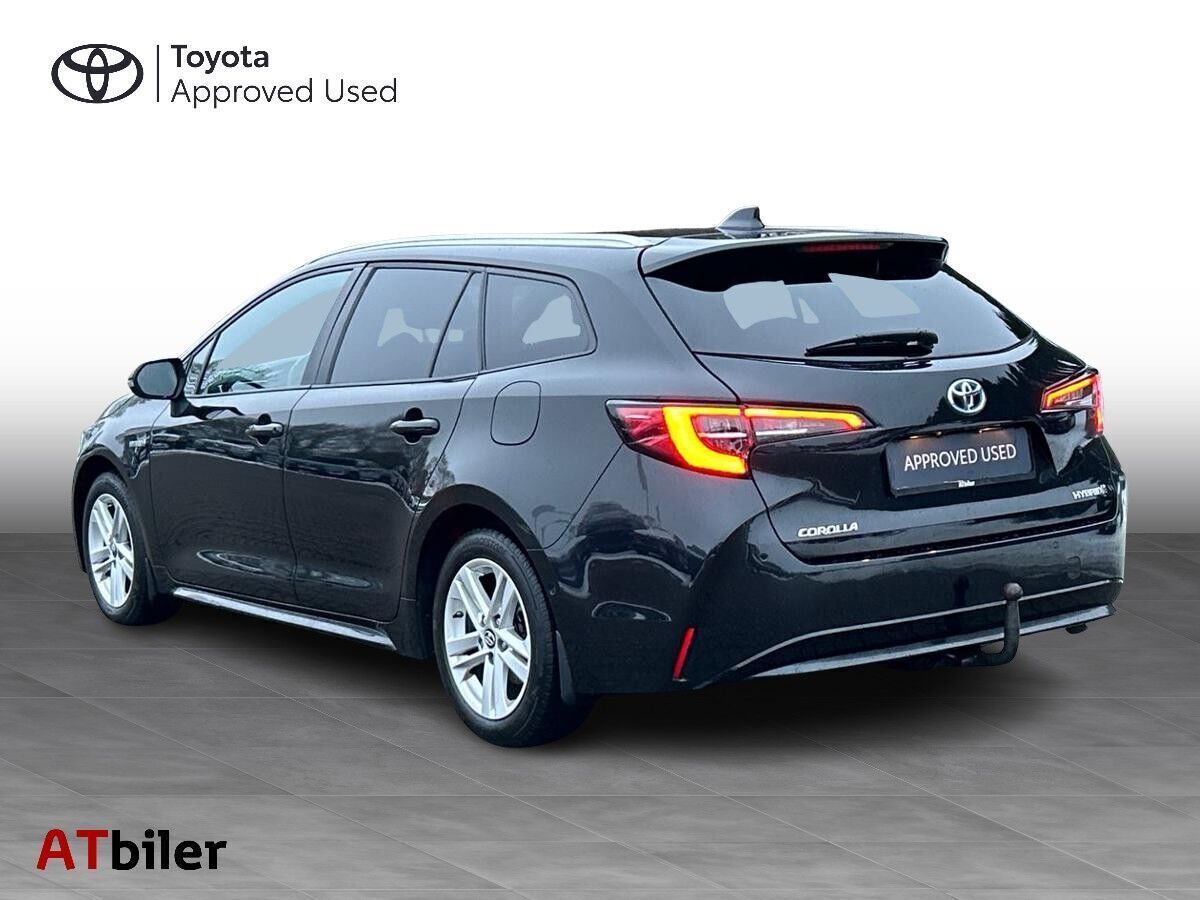 Toyota Corolla 1,8 Touring Sports Hybrid H3 Smart Safety Plus E-CVT 122HK Stc Trinl. Gear