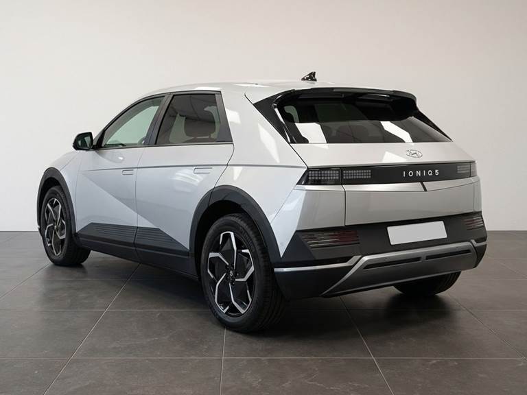 Hyundai Ioniq 5 Electric 77,4 kWh Essential 229HK 5d Aut.
