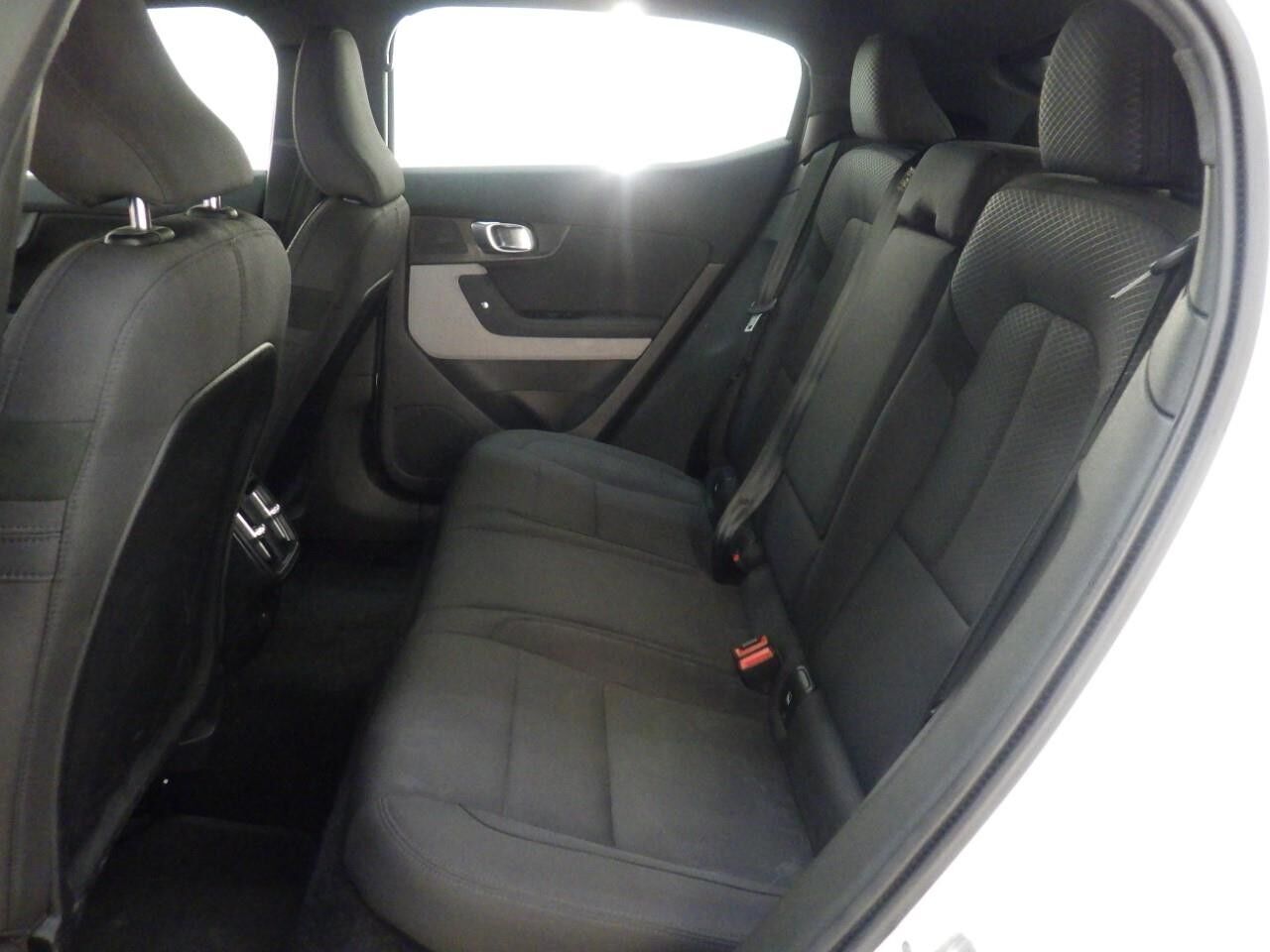 Hvid Polestar 2 fra 2022