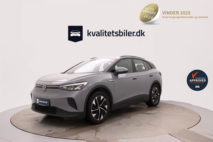 Grå VW ID.4 fra 2023 set udefra