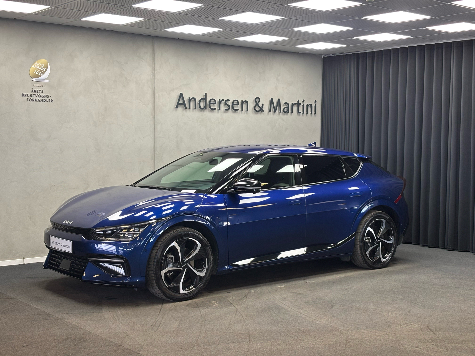 Blå Kia EV6 fra 2021