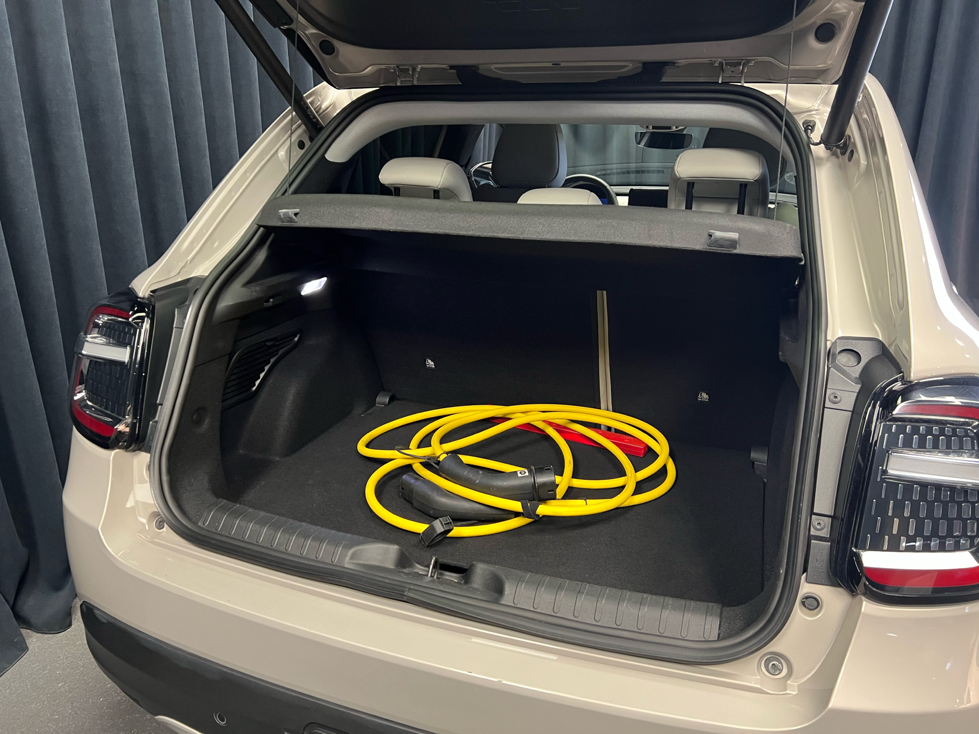 Fiat 600e EL La Prima 156HK 5d Aut.