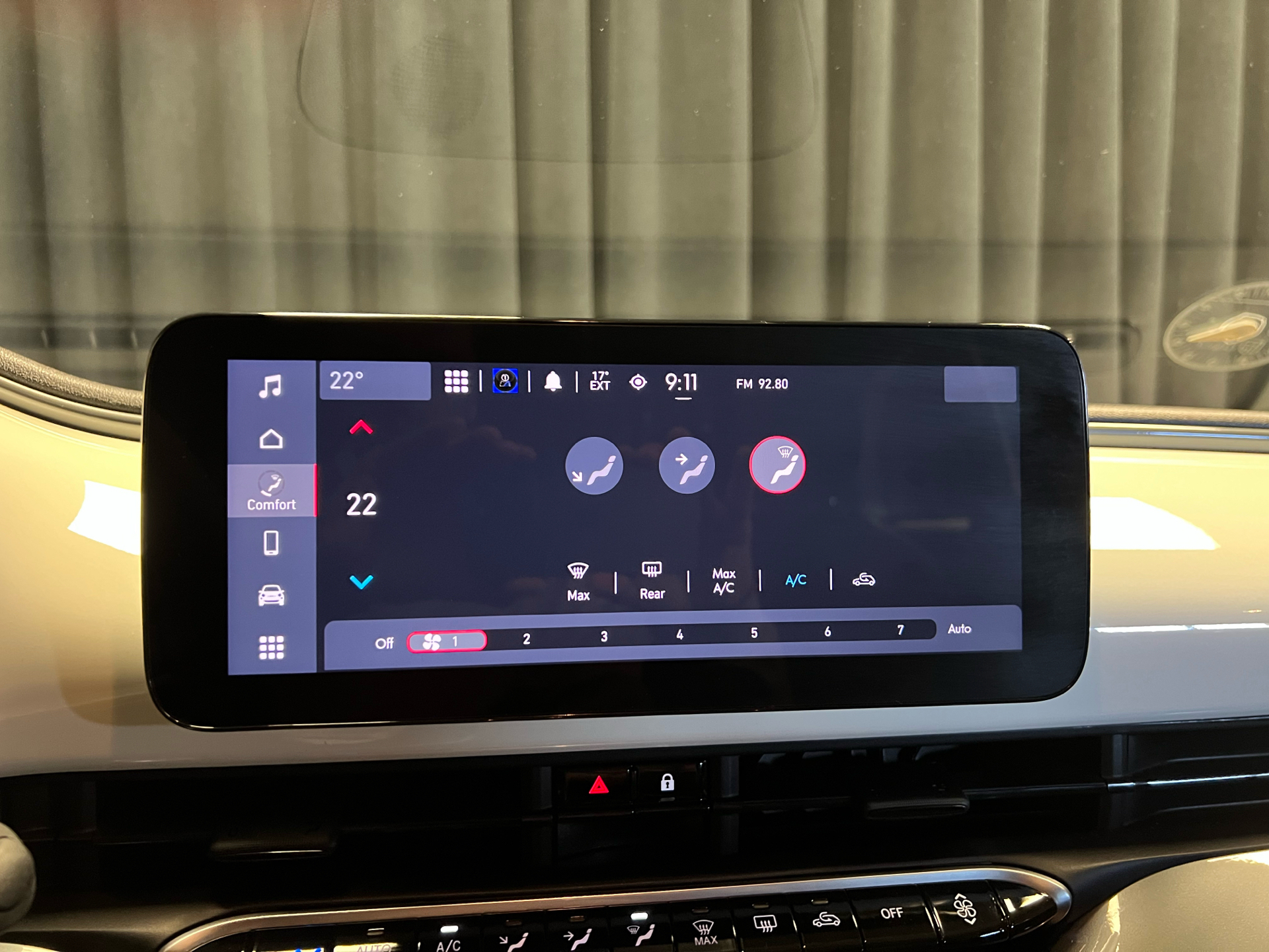 Hvid Fiat 500e fra 2023