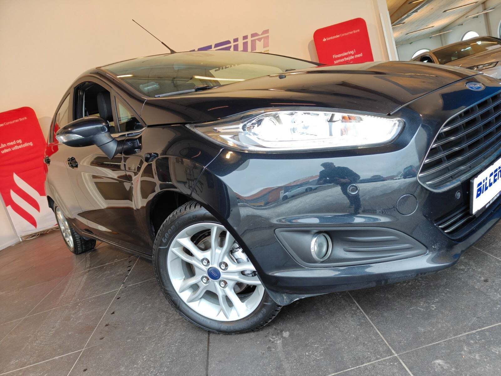 Sort Ford Fiesta fra 2015