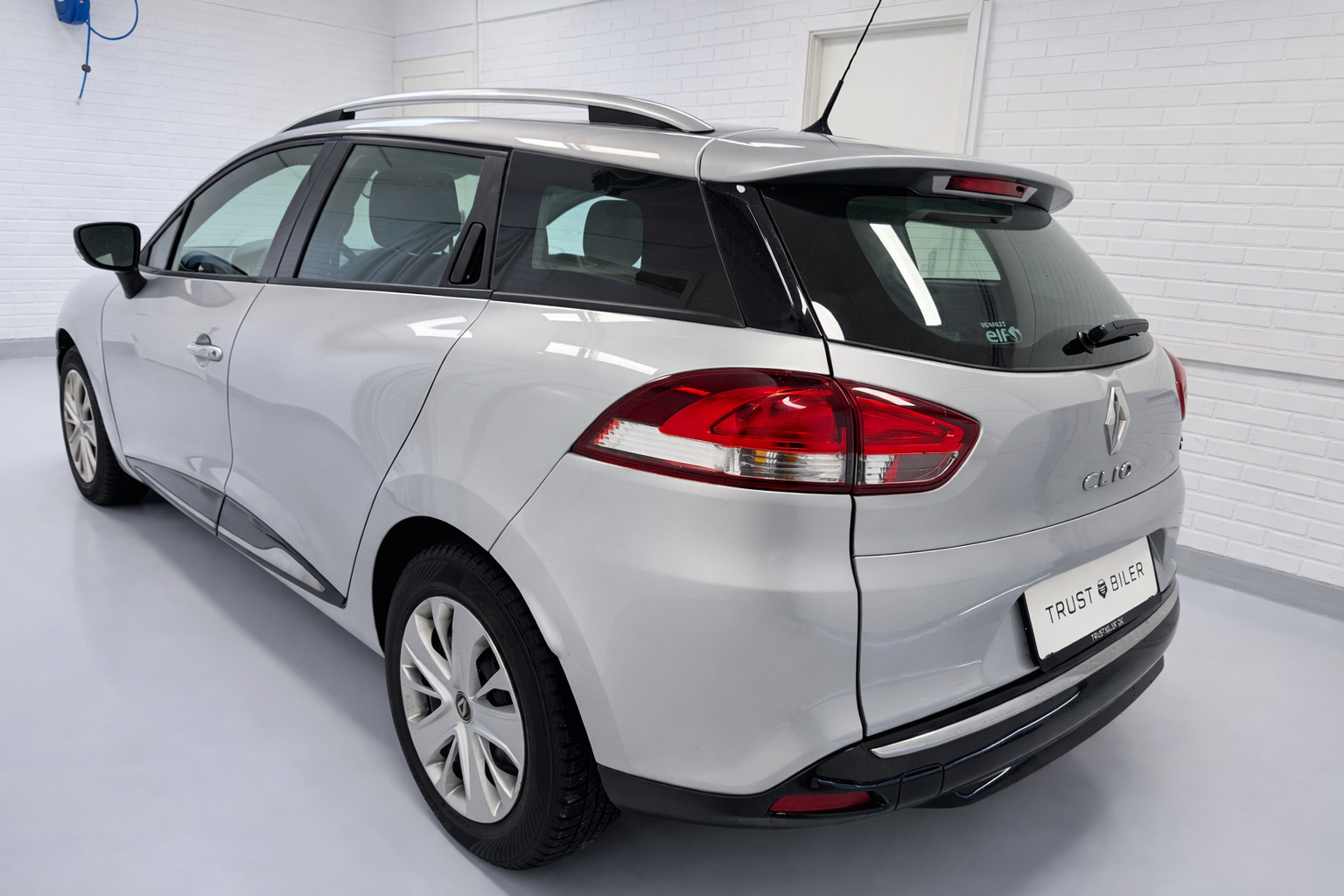 Sort Renault Clio IV fra 2015