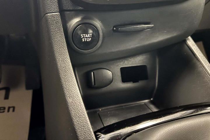 Sort Renault Clio IV fra 2015
