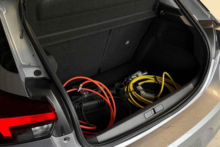 Sølv Opel Corsa-e fra 2021