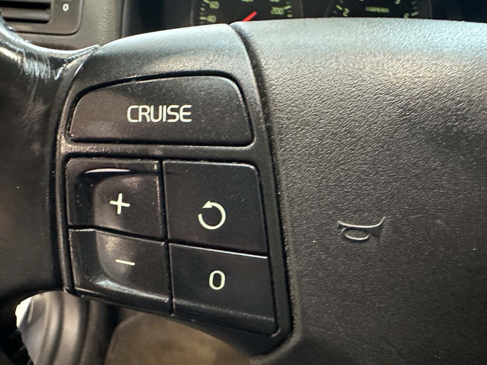 Grøn Volvo V50 fra 2008