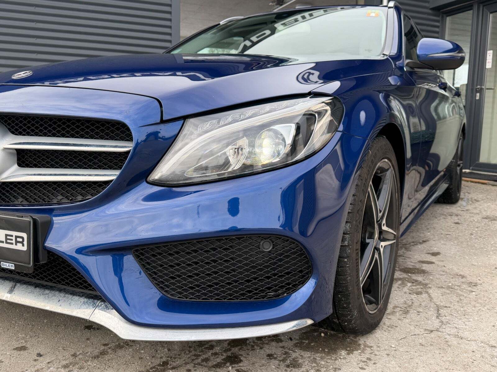 Mercedes C220 d 2,2 AMG Line stc. aut.